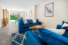 Luxury 4 Bedroom House - Harborne - Top Rated - Parking - Garden - 6CO